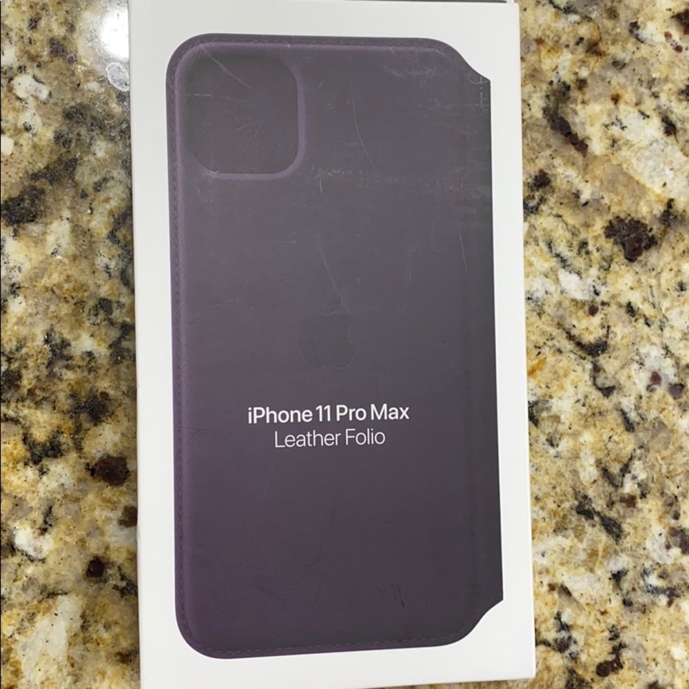 iPhone 11 Pro Max leather folio